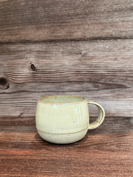 Beige “far”-kop