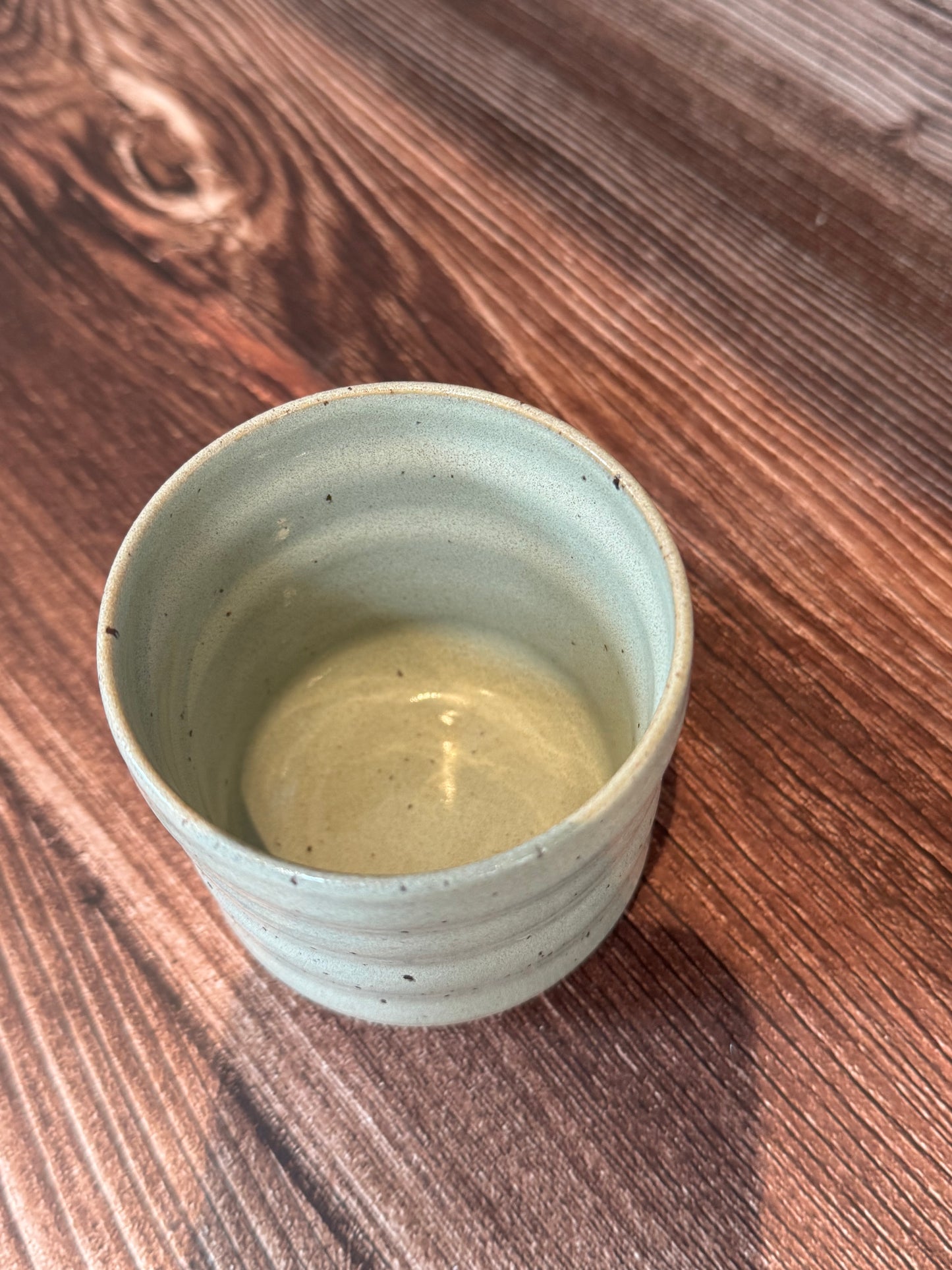 Mintfarvet Bølgekop