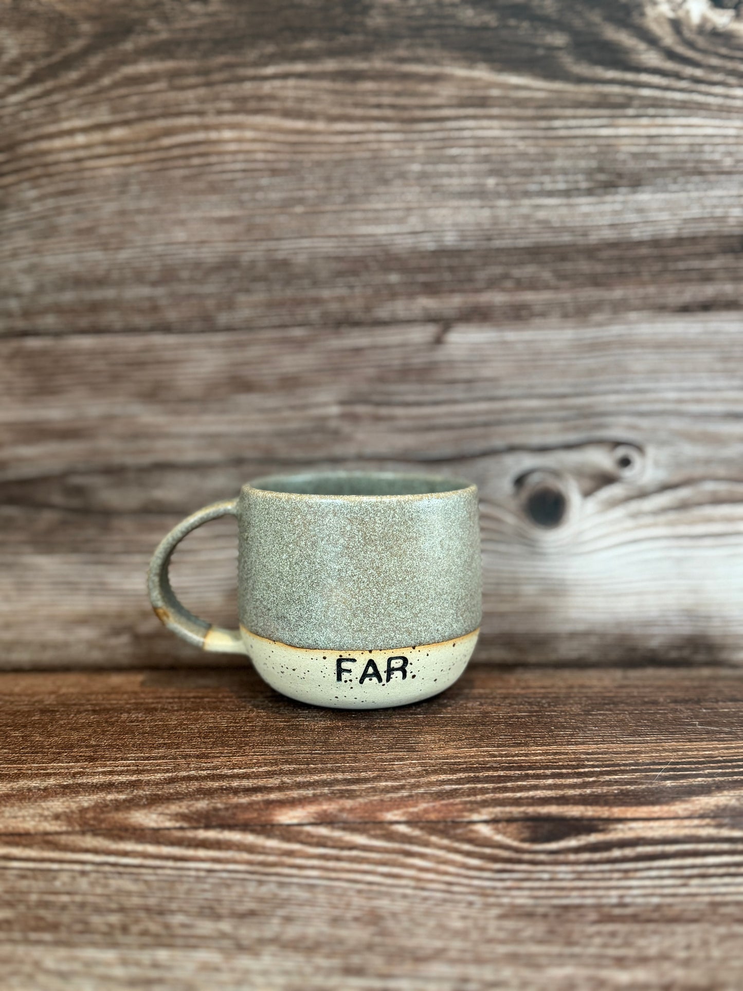 “FAR”- kop
